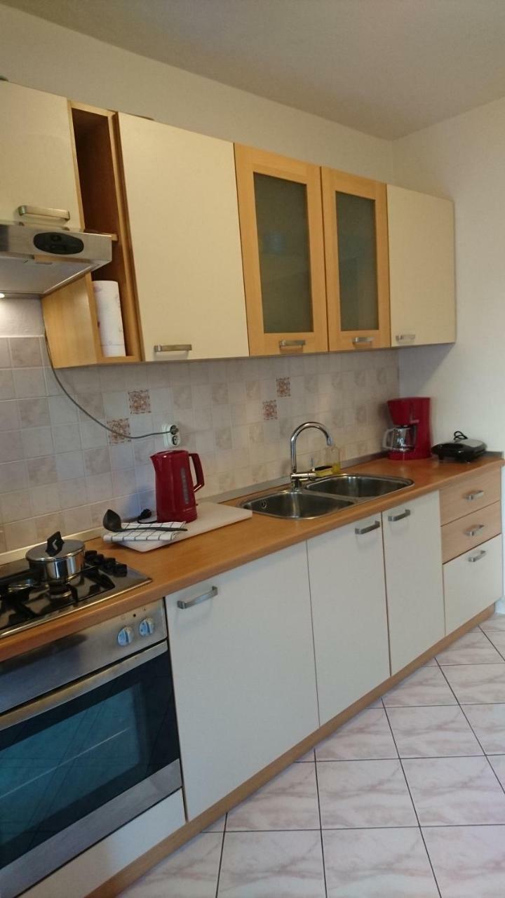 Appartement Ela Cres Extérieur photo