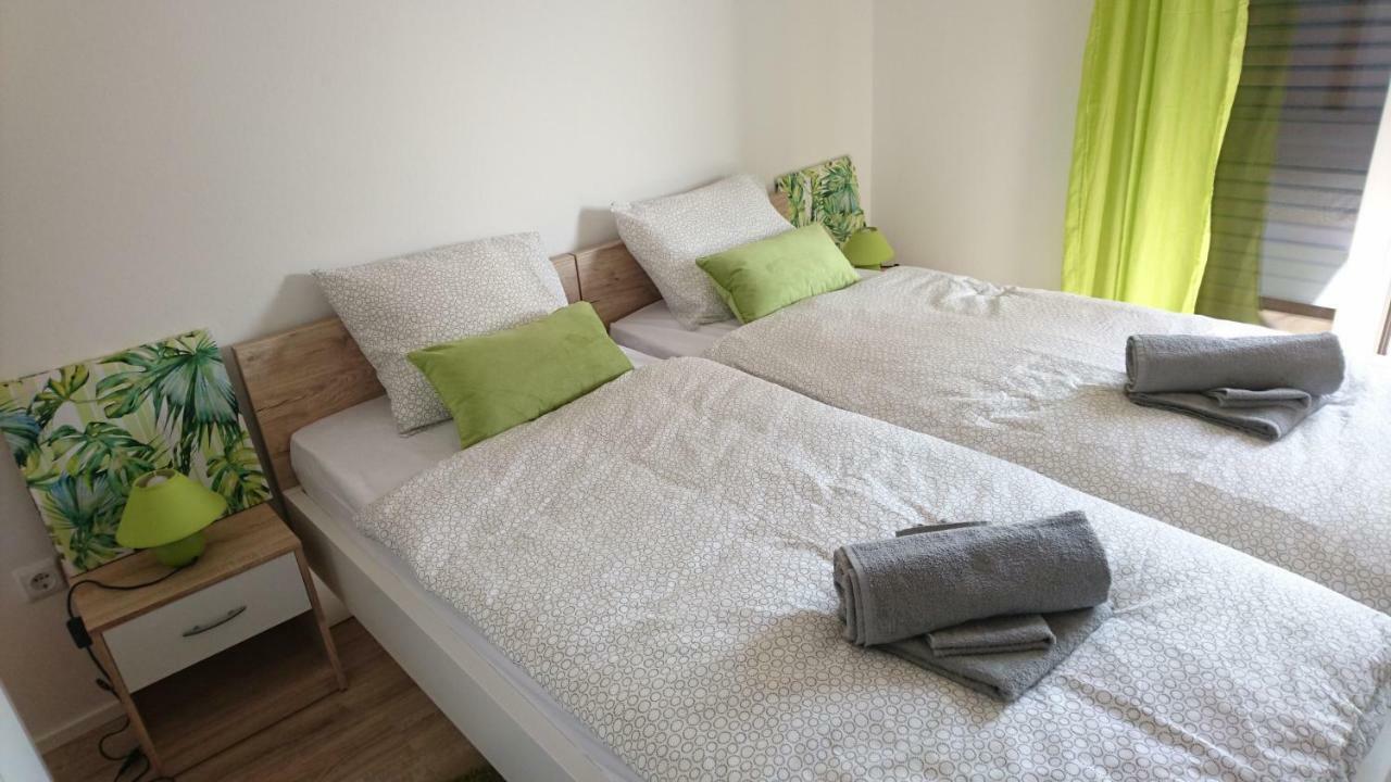 Appartement Ela Cres Extérieur photo